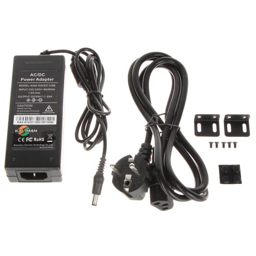 Zestaw zawiera zasilacz AC/DC z kablem zasilającym, dwie metalowe uchwyty montażowe oraz cztery śruby. Zasilacz ma czarną obudowę z etykietą informacyjną i jest przeznaczony do urządzeń o napięciu wyjściowym 12V i prądzie 5A.